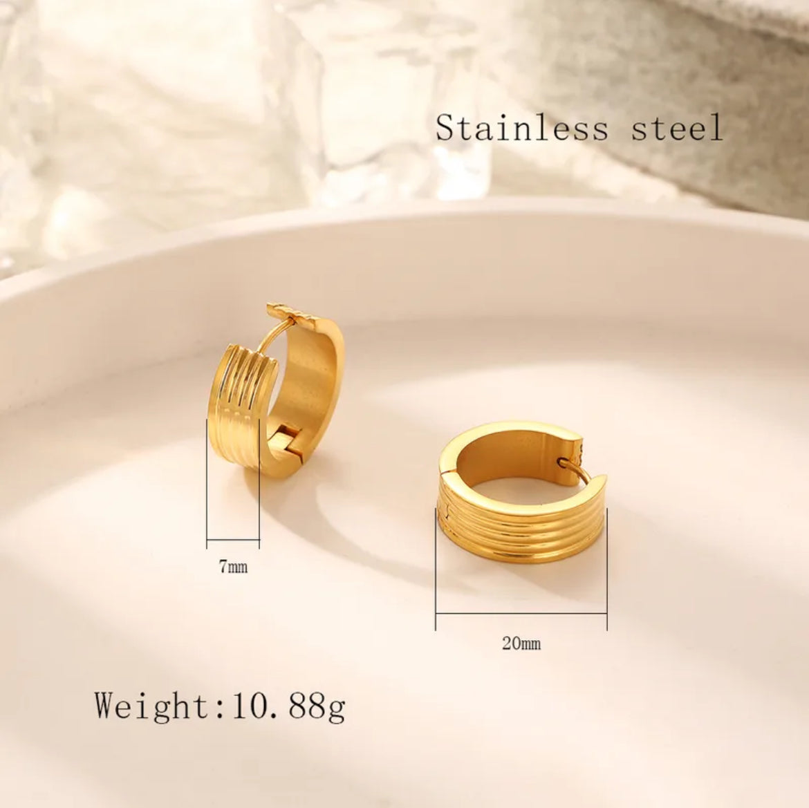 Huggie Hoops