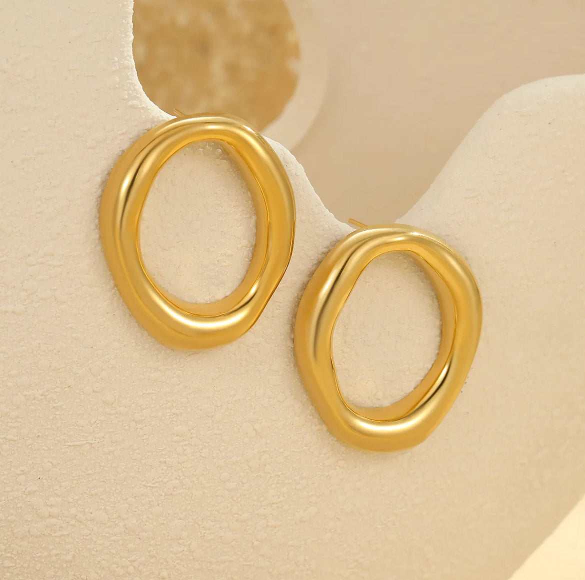 Circled Hoops