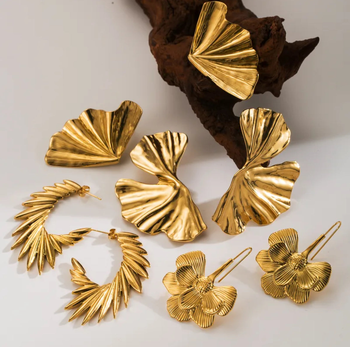 Lux Butterfly Classic Ear Studs