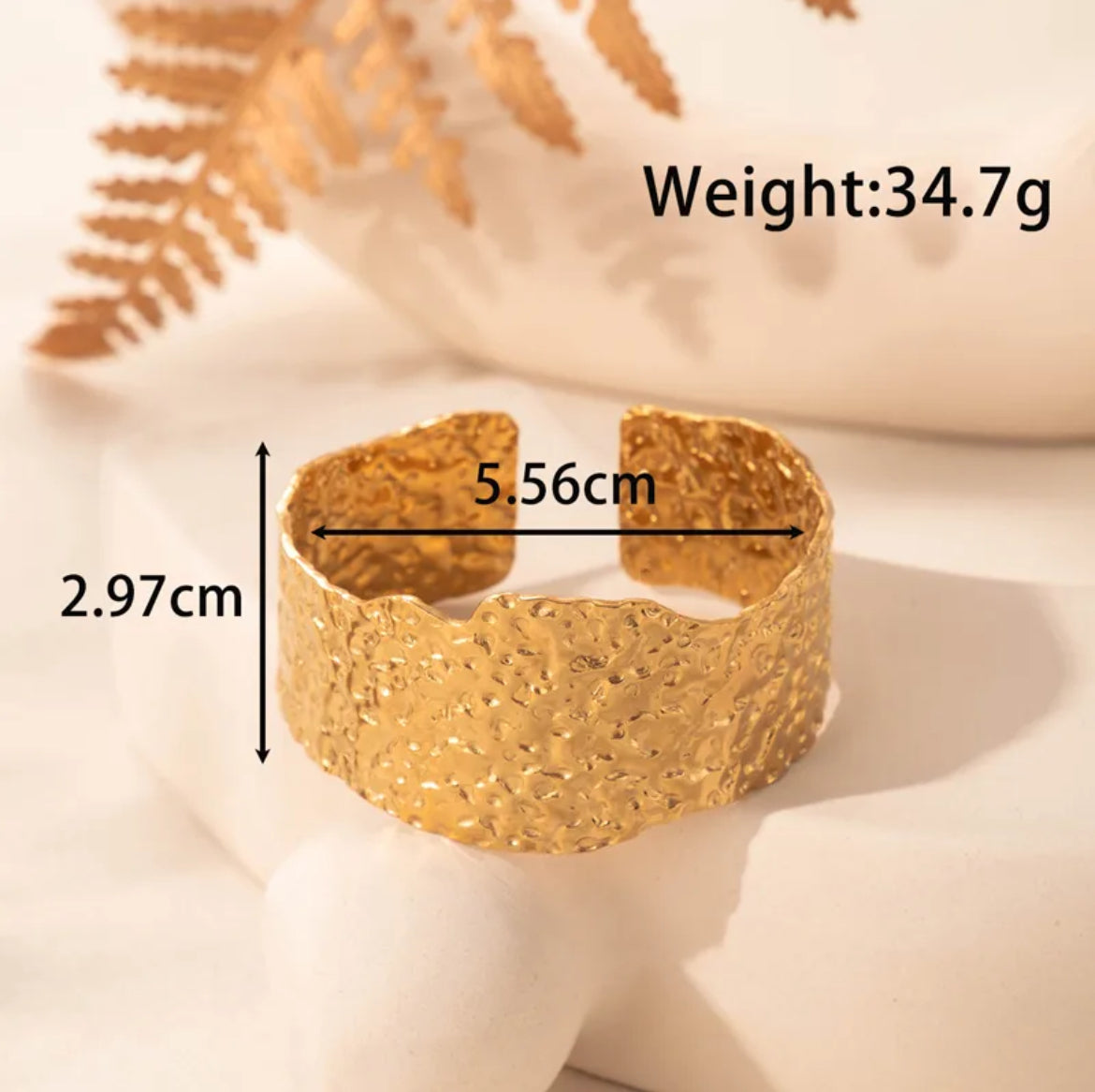 Zoe Bangle