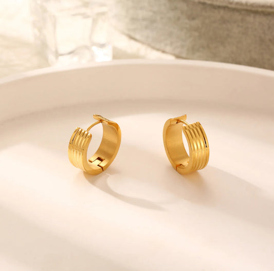 Huggie Hoops
