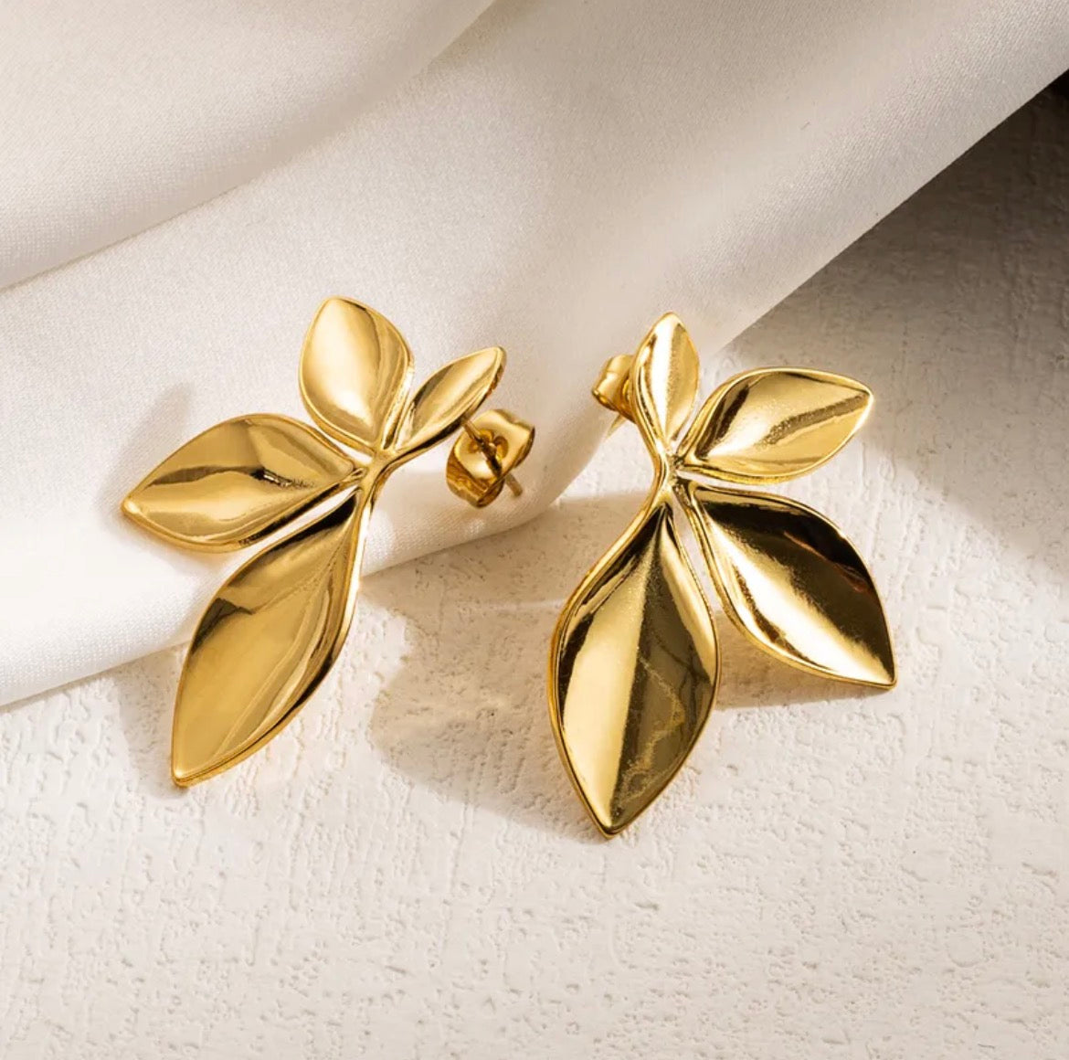 Floral Gold Earrings