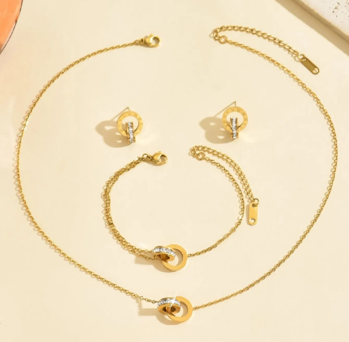 Sassy set (gold)